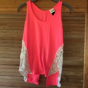Pink top w/ cutout bank